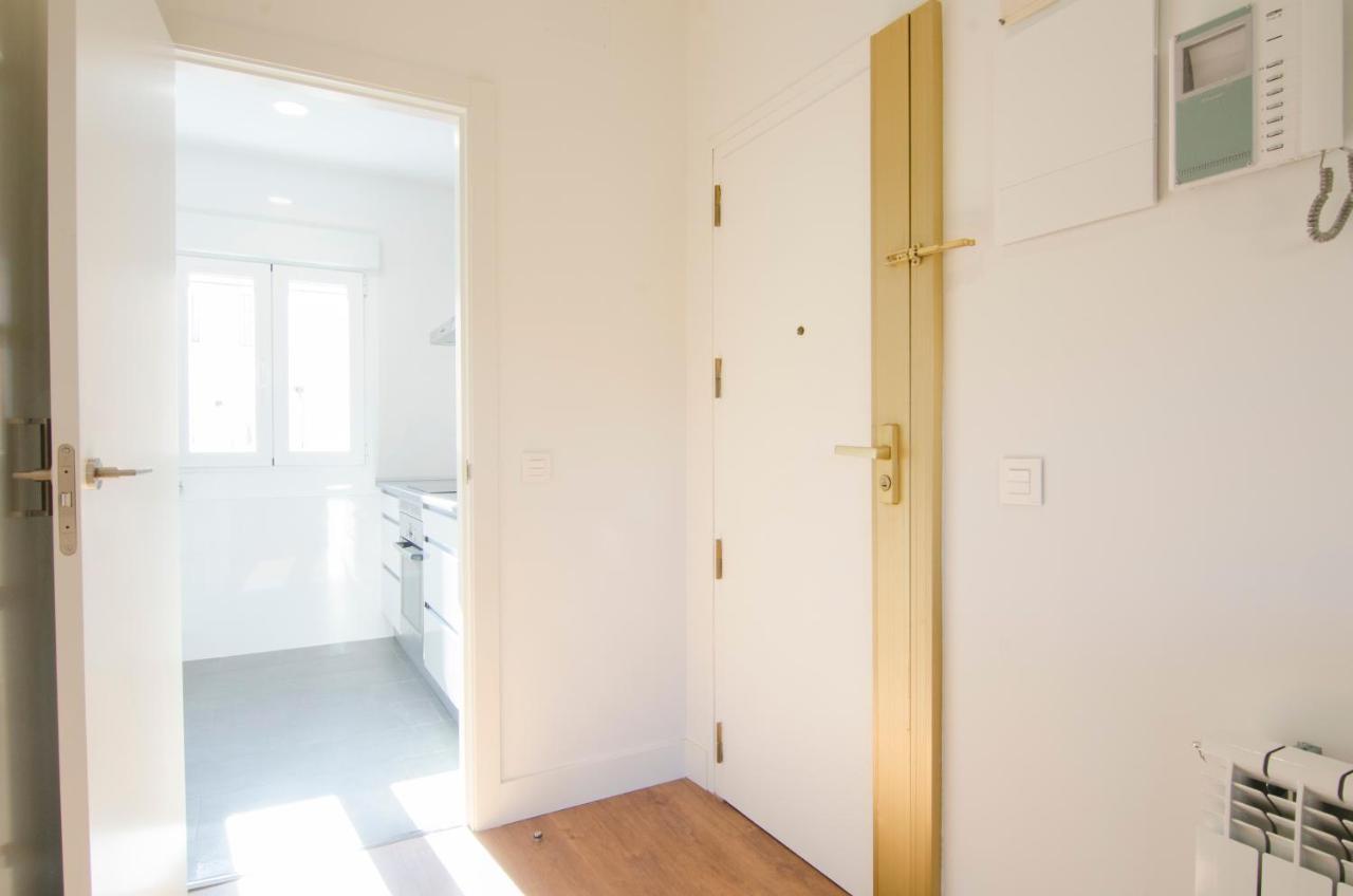 2 Bedrooms 2 Bathrooms Furnished - Bernabeu - Business Area With Terrace - Minty Stay Madrid Exteriér fotografie