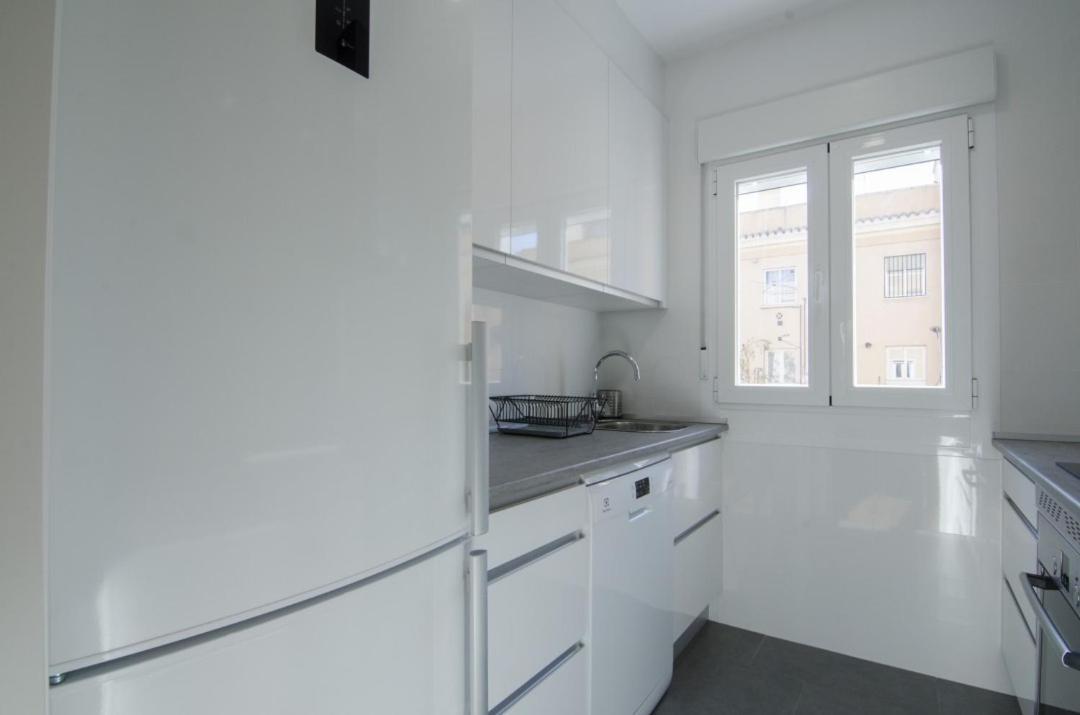2 Bedrooms 2 Bathrooms Furnished - Bernabeu - Business Area With Terrace - Minty Stay Madrid Exteriér fotografie