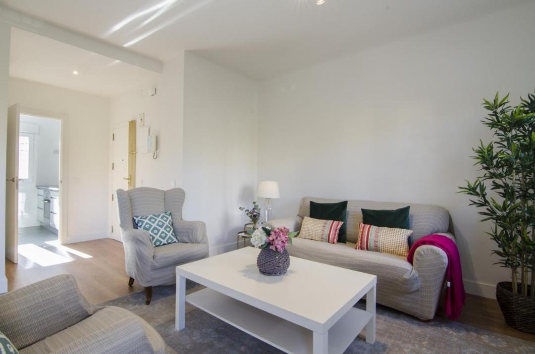 2 Bedrooms 2 Bathrooms Furnished - Bernabeu - Business Area With Terrace - Minty Stay Madrid Exteriér fotografie