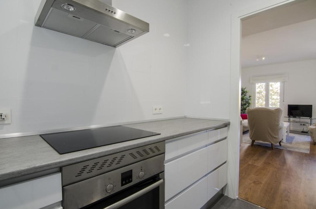 2 Bedrooms 2 Bathrooms Furnished - Bernabeu - Business Area With Terrace - Minty Stay Madrid Exteriér fotografie